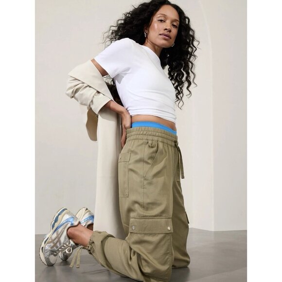 NWT Athleta Womens Size XS Olive Green Celestial High Rise Utility Pant NEW - Picture 4 of 8